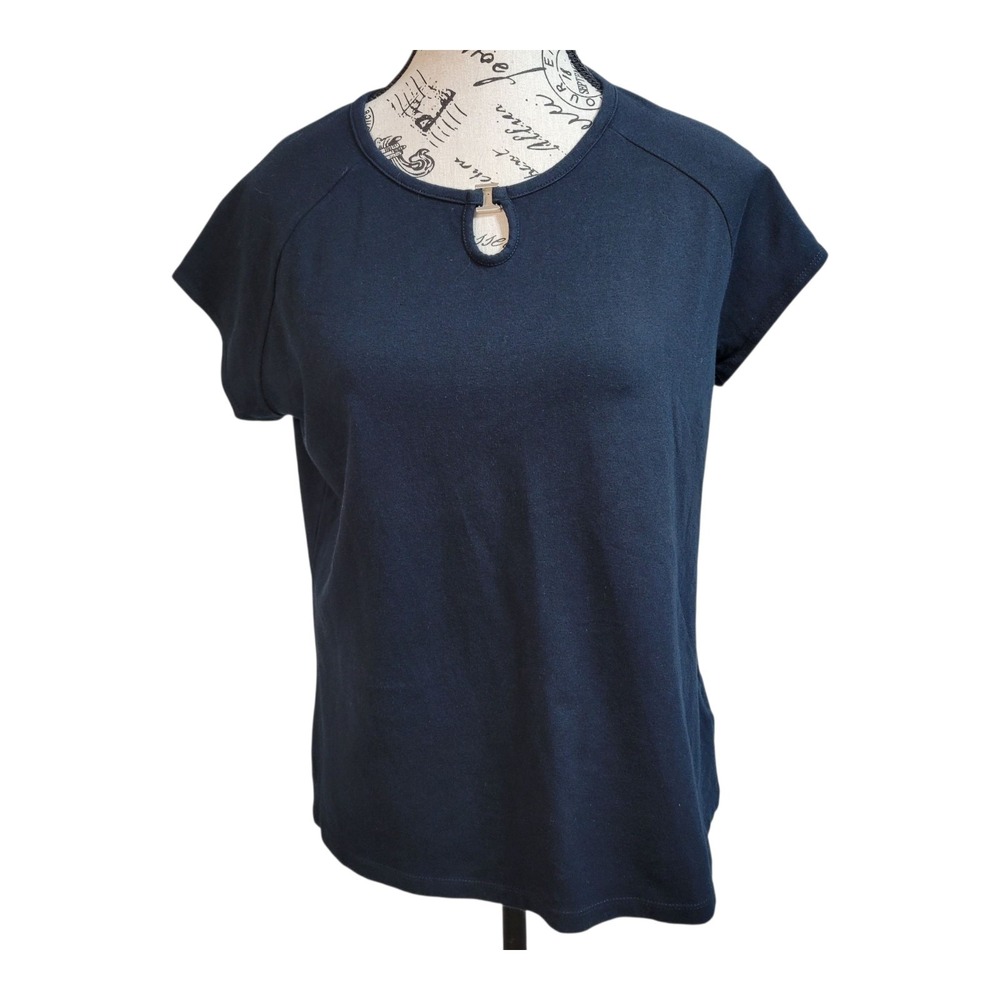 Croft And Barrow Lot Of 2 Size Large Women's Tops Short Sleeved  Comfy Layering‎